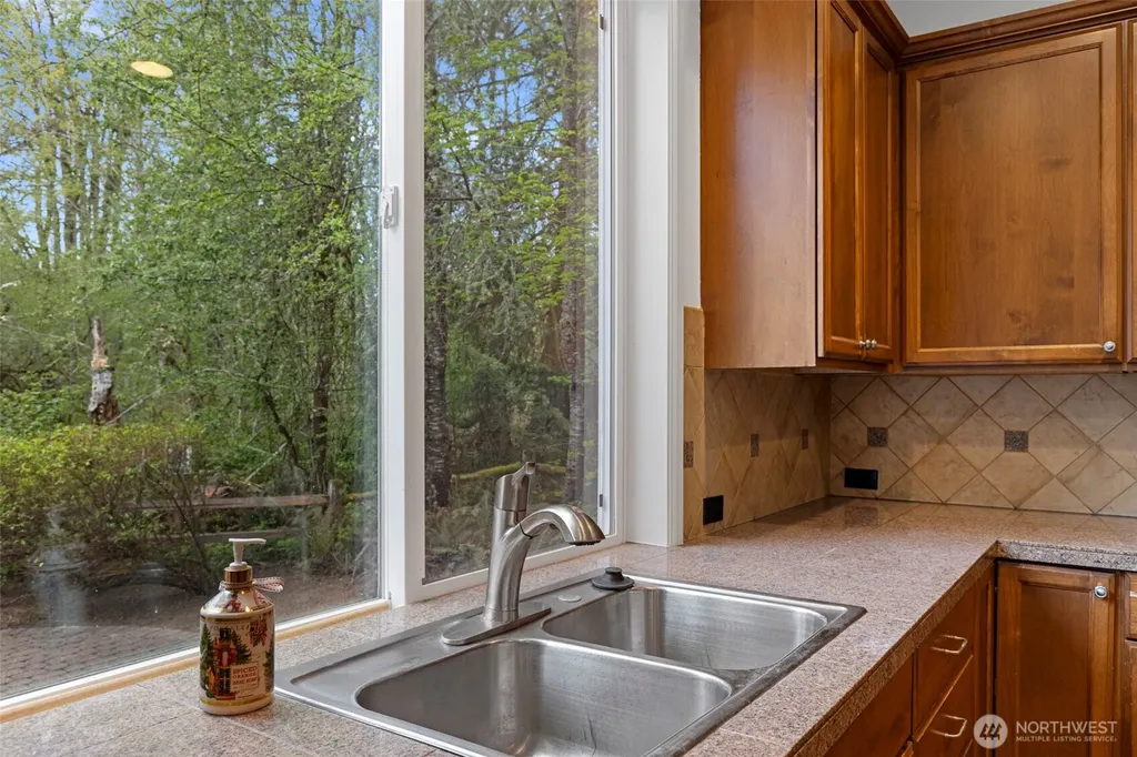 8835 NE 237th Place NE Redmond WA 98053