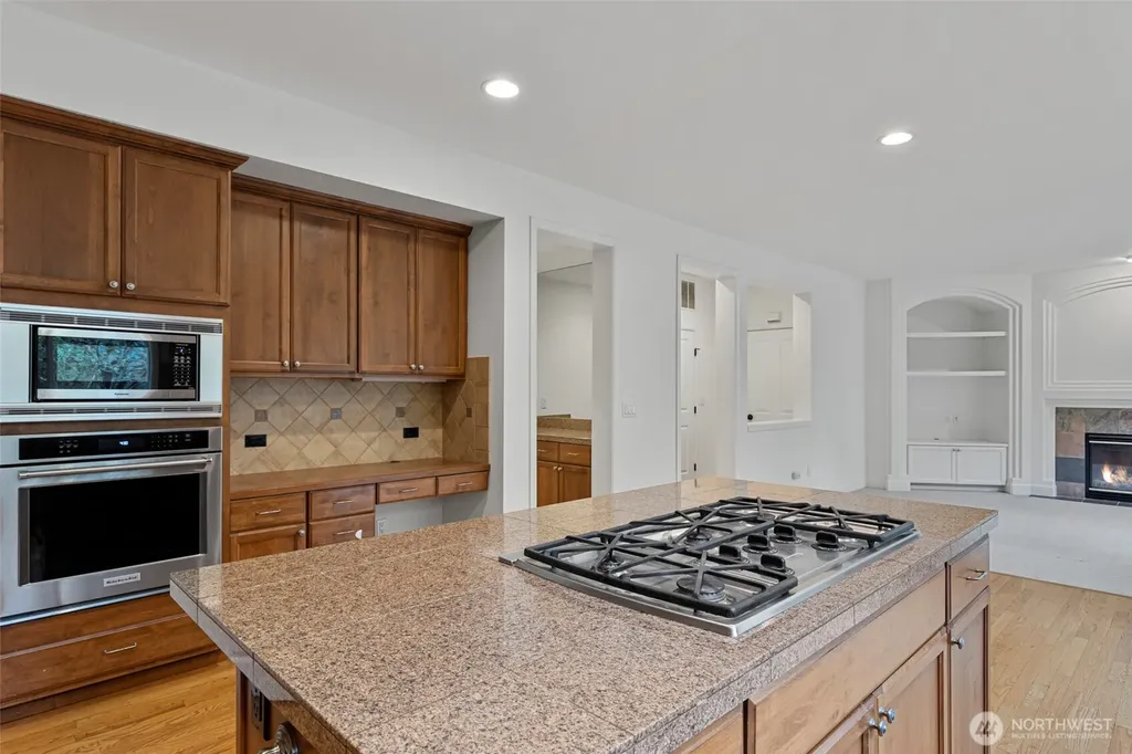 8835 NE 237th Place NE Redmond WA 98053