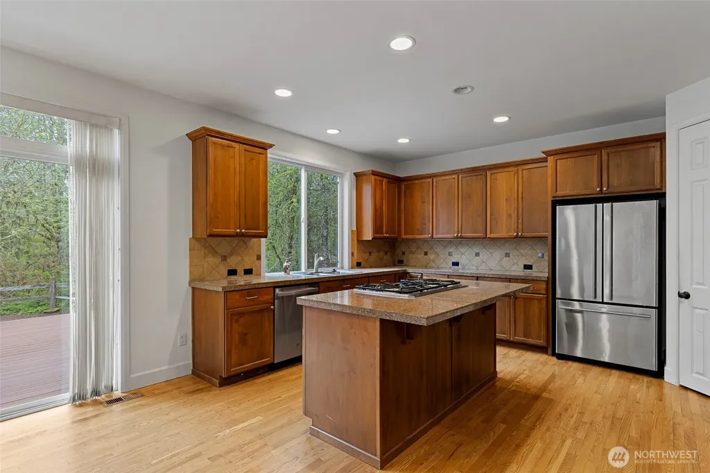 8835 NE 237th Place NE Redmond WA 98053