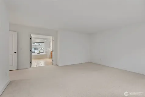 8835 NE 237th Place NE Redmond WA 98053
