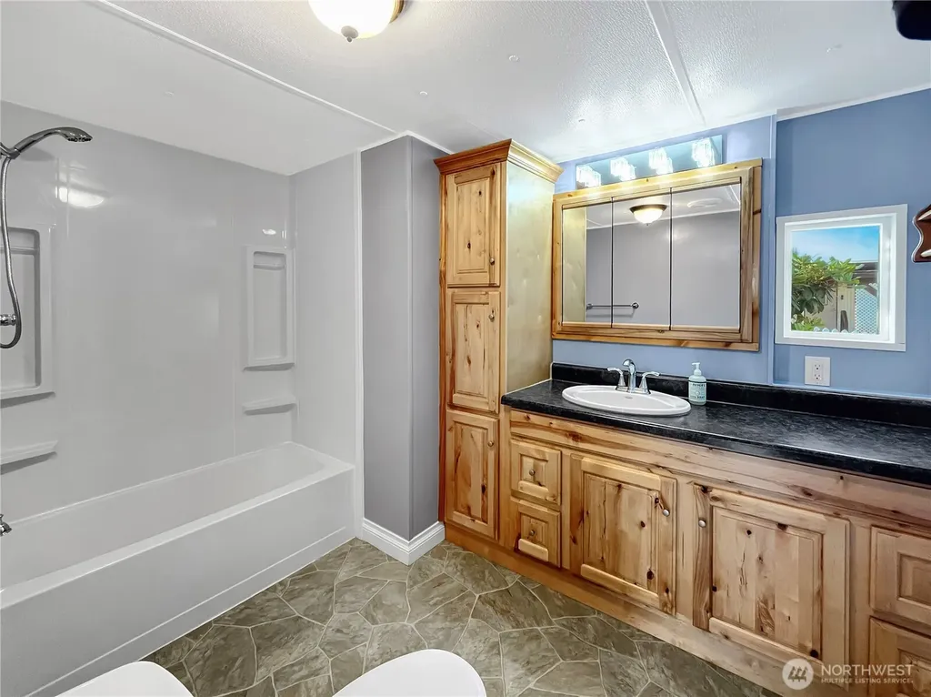 9900 Blomberg Street SW Olympia WA 98512