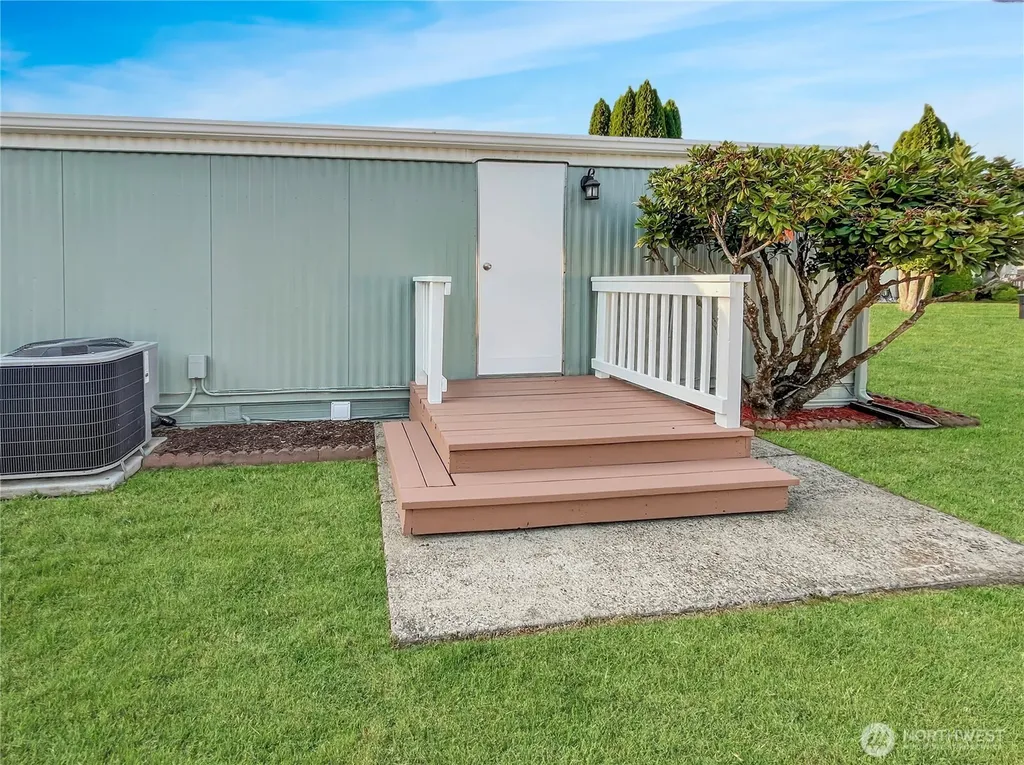 9900 Blomberg Street SW Olympia WA 98512