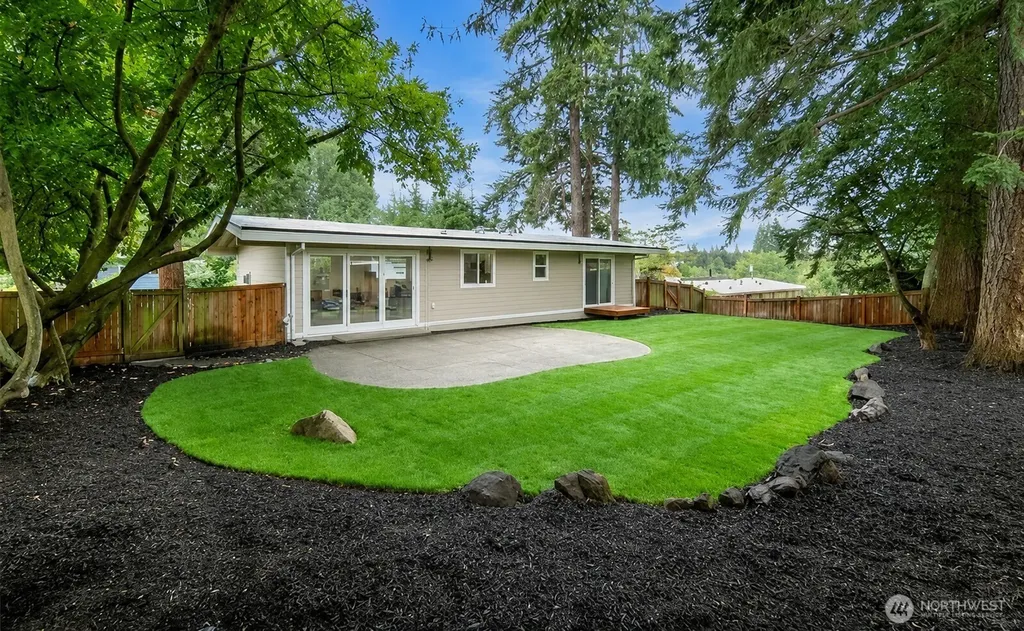 16436 SE 8th Street Bellevue WA 98008