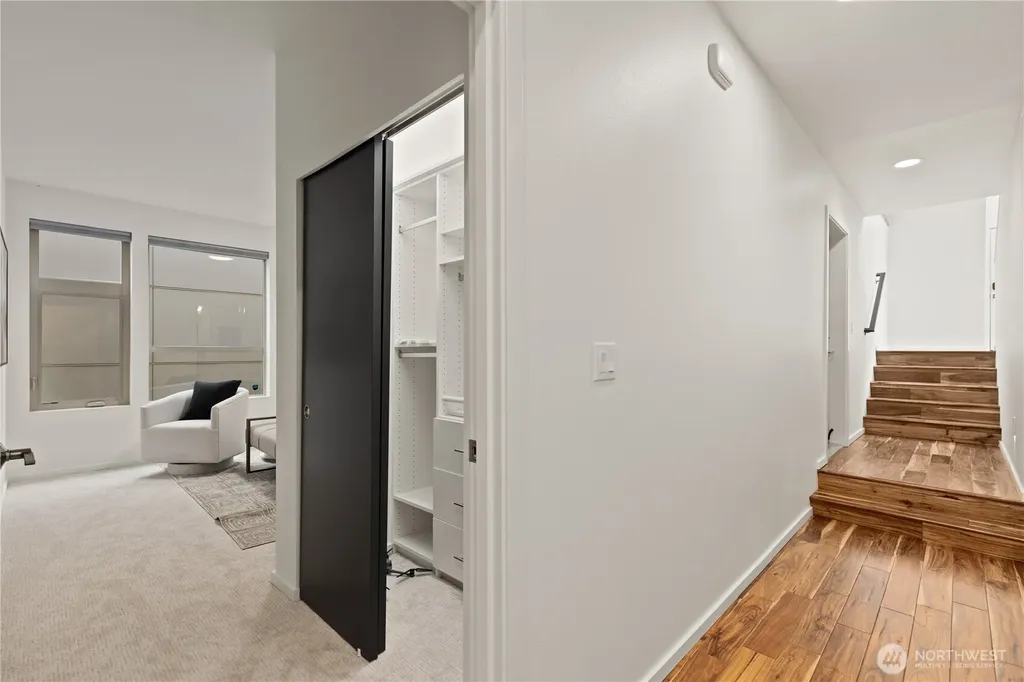 4532 51st Place SW Seattle WA 98116