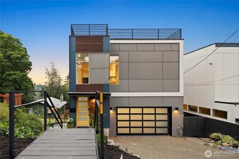 4532 51st Place SW Seattle WA 98116
