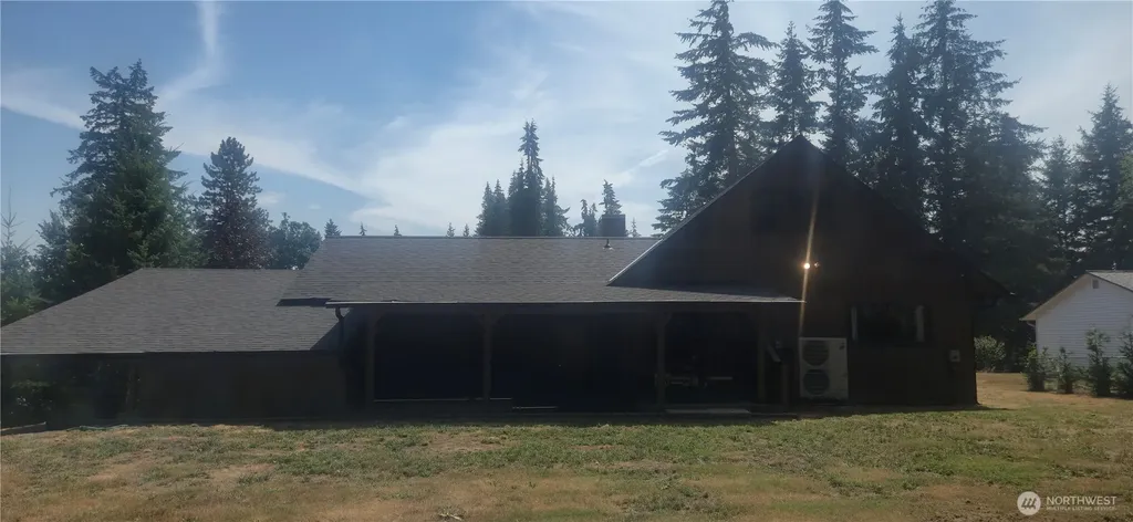 22718 SE 321st Place Kent WA 98042
