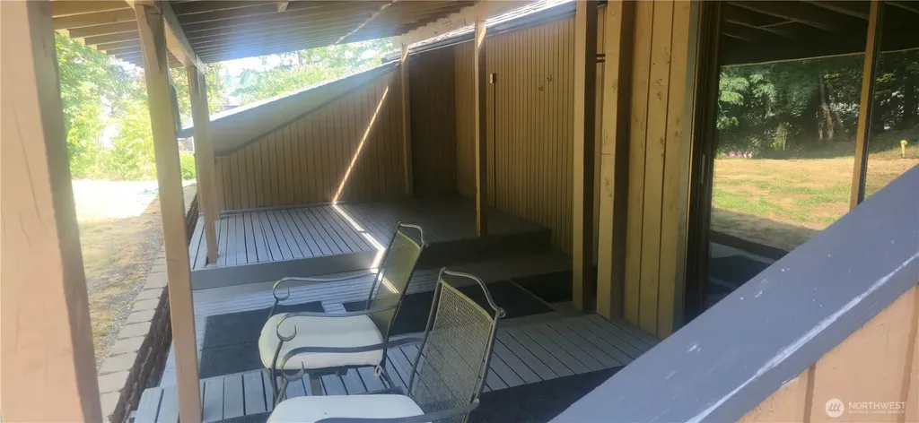 22718 SE 321st Place Kent WA 98042