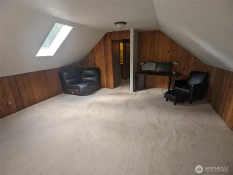 22718 SE 321st Place Kent WA 98042