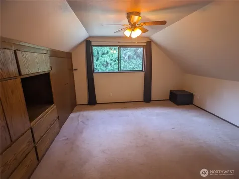 22718 SE 321st Place Kent WA 98042
