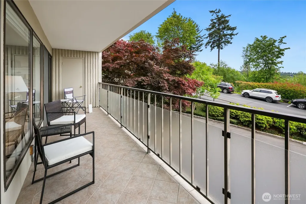 8001 Sand Point NE Seattle WA 98115