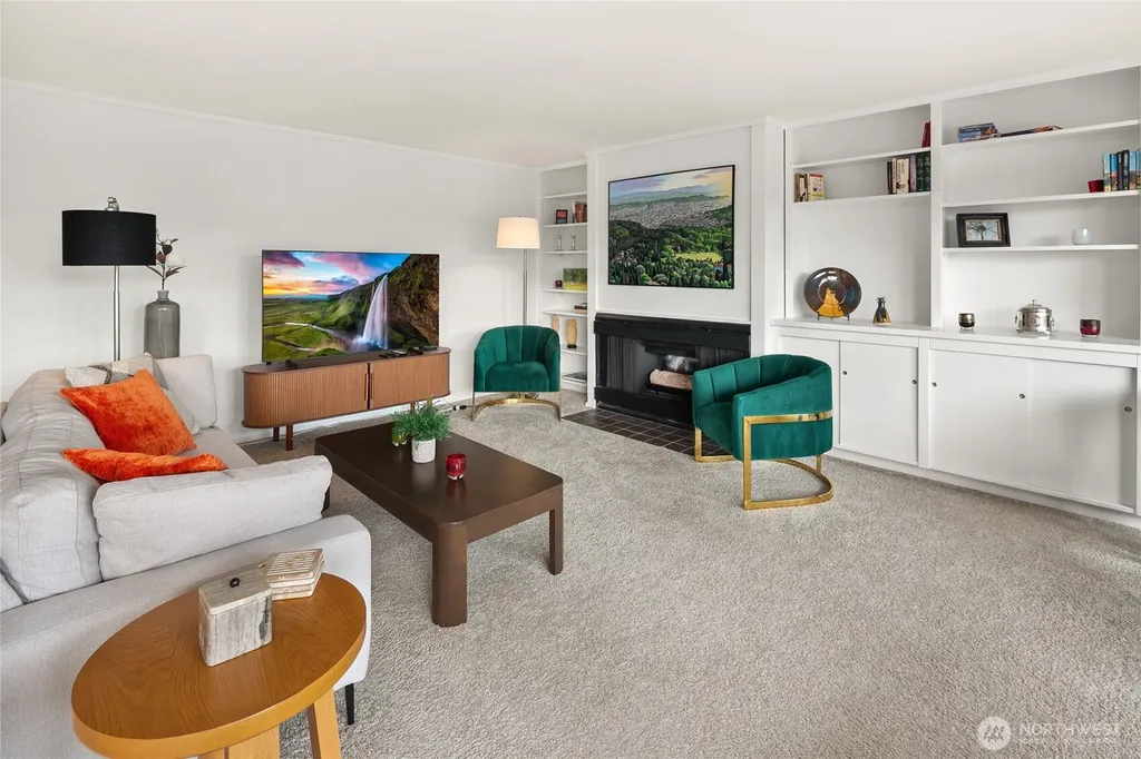 8001 Sand Point NE Seattle WA 98115
