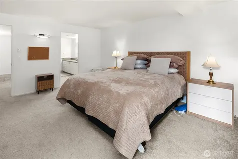8001 Sand Point NE Seattle WA 98115