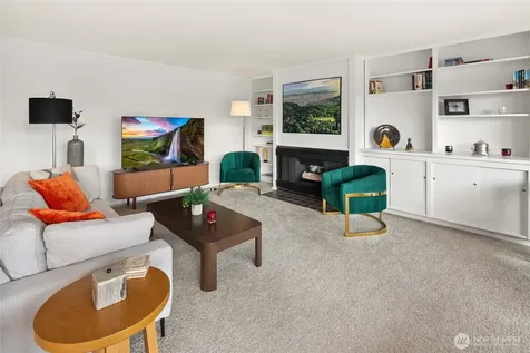 8001 Sand Point NE Seattle WA 98115