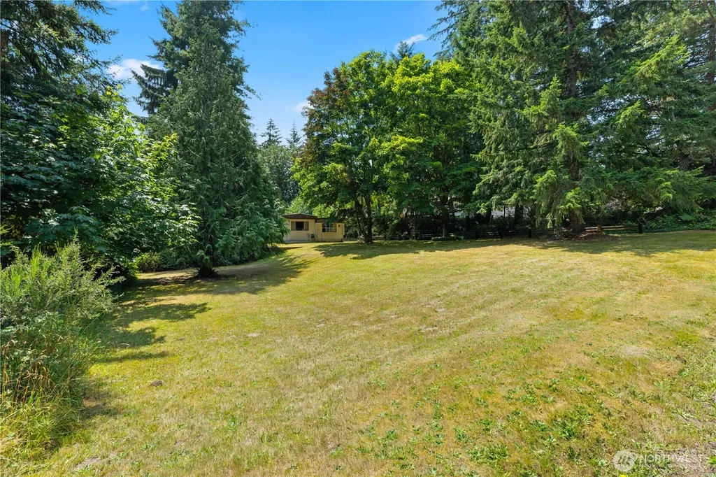 6512 SE Garfield Street Port Orchard WA 98366