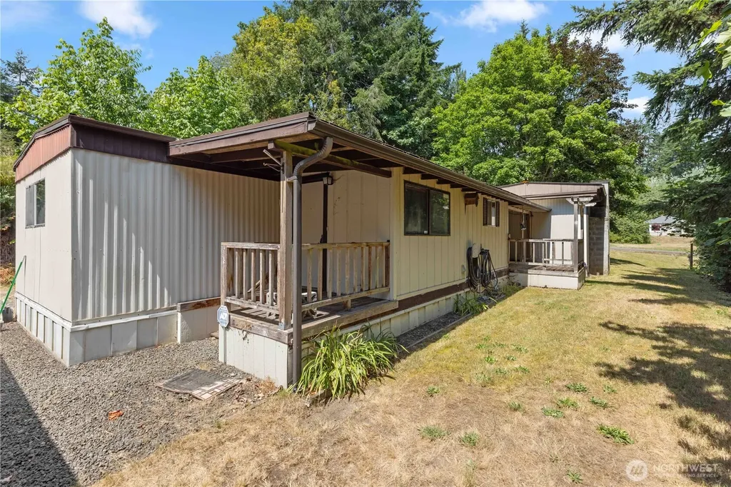 6512 SE Garfield Street Port Orchard WA 98366