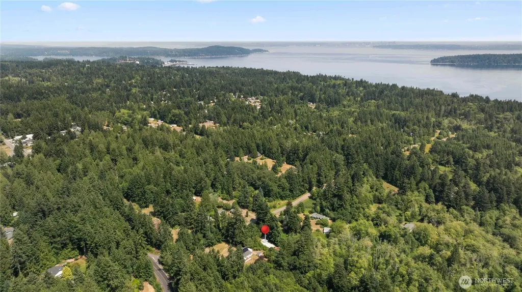 6512 SE Garfield Street Port Orchard WA 98366