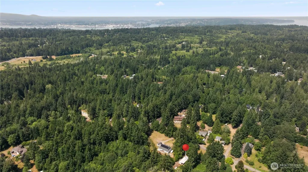 6512 SE Garfield Street Port Orchard WA 98366
