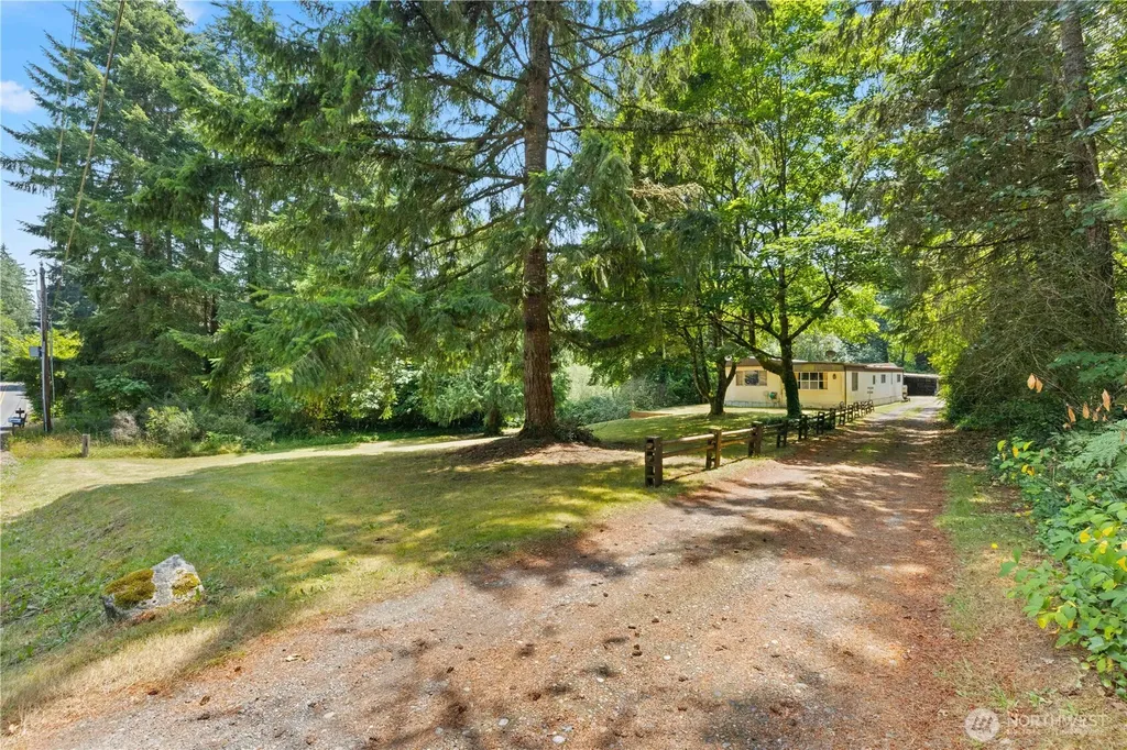 6512 SE Garfield Street Port Orchard WA 98366