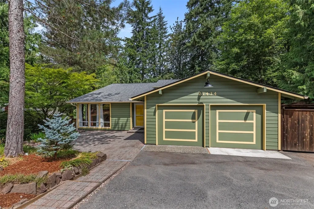 21434 SE 16th Place Sammamish WA 98075