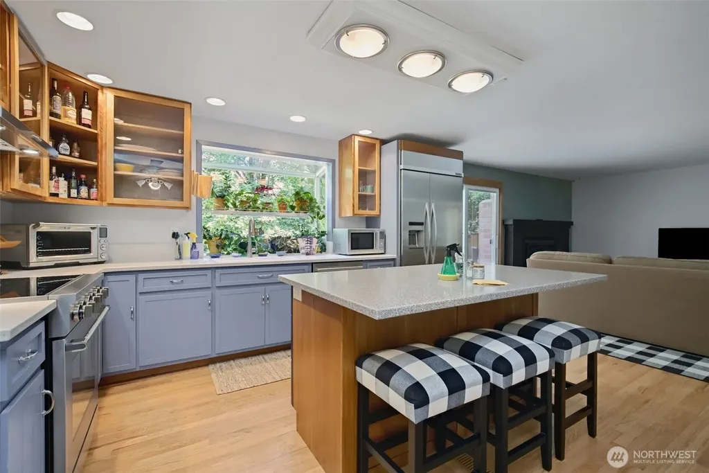21434 SE 16th Place Sammamish WA 98075