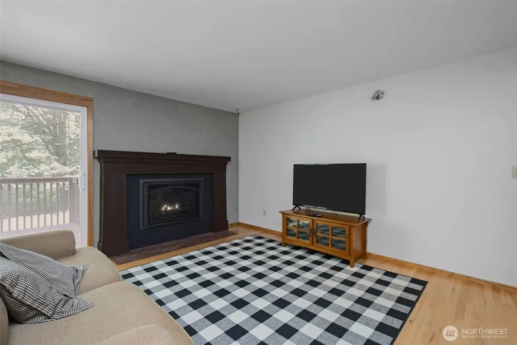 21434 SE 16th Place Sammamish WA 98075