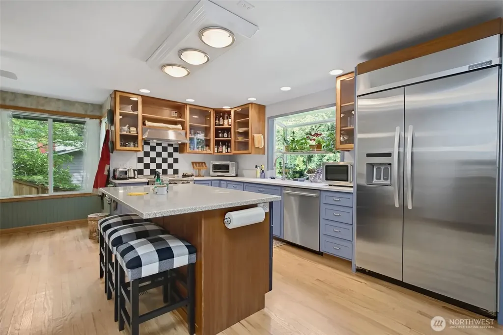 21434 SE 16th Place Sammamish WA 98075