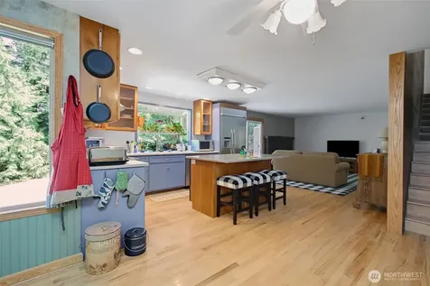 21434 SE 16th Place Sammamish WA 98075