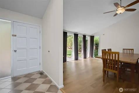 21434 SE 16th Place Sammamish WA 98075