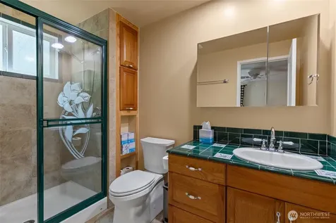21434 SE 16th Place Sammamish WA 98075