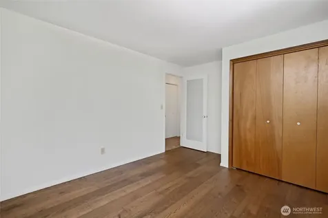 21434 SE 16th Place Sammamish WA 98075