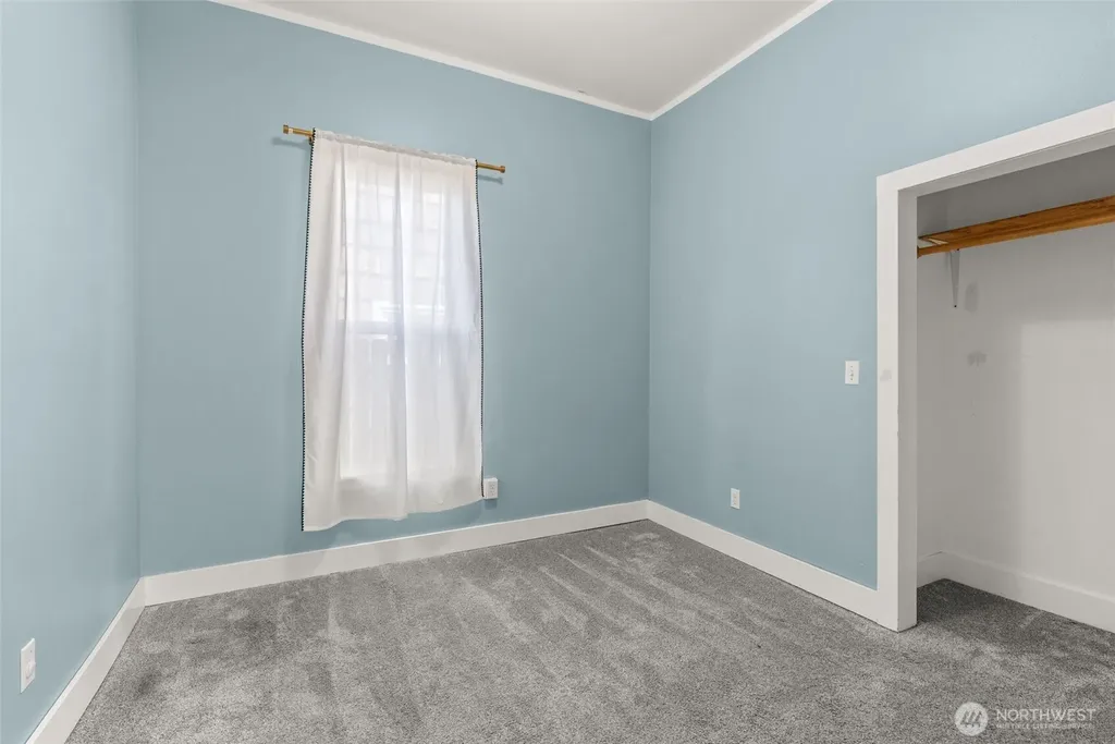 917 Monroe Hoquiam WA 98550