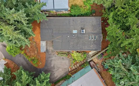 16106 Densmore Avenue N Shoreline WA 98133
