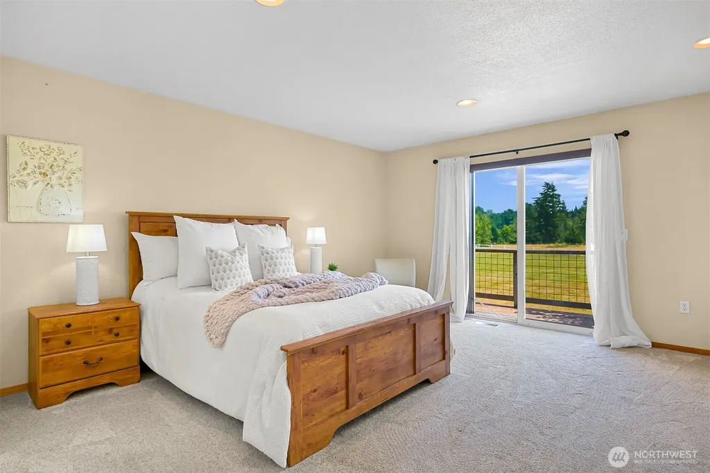 5425 Papetti Lane Bellingham WA 98226