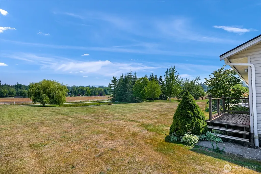 5425 Papetti Lane Bellingham WA 98226