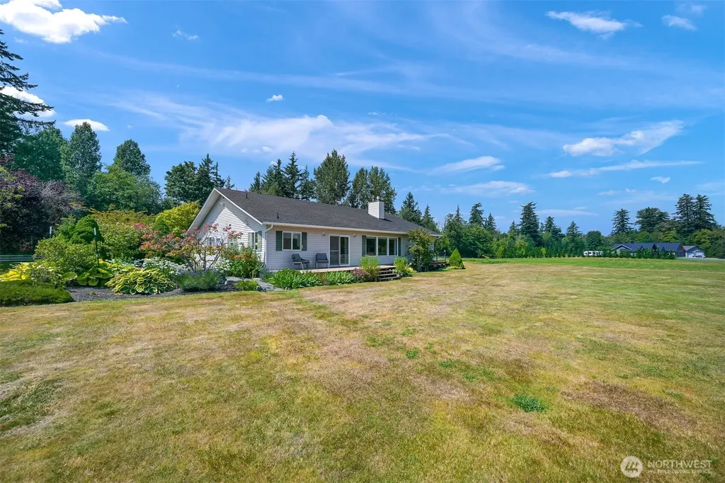 5425 Papetti Lane Bellingham WA 98226