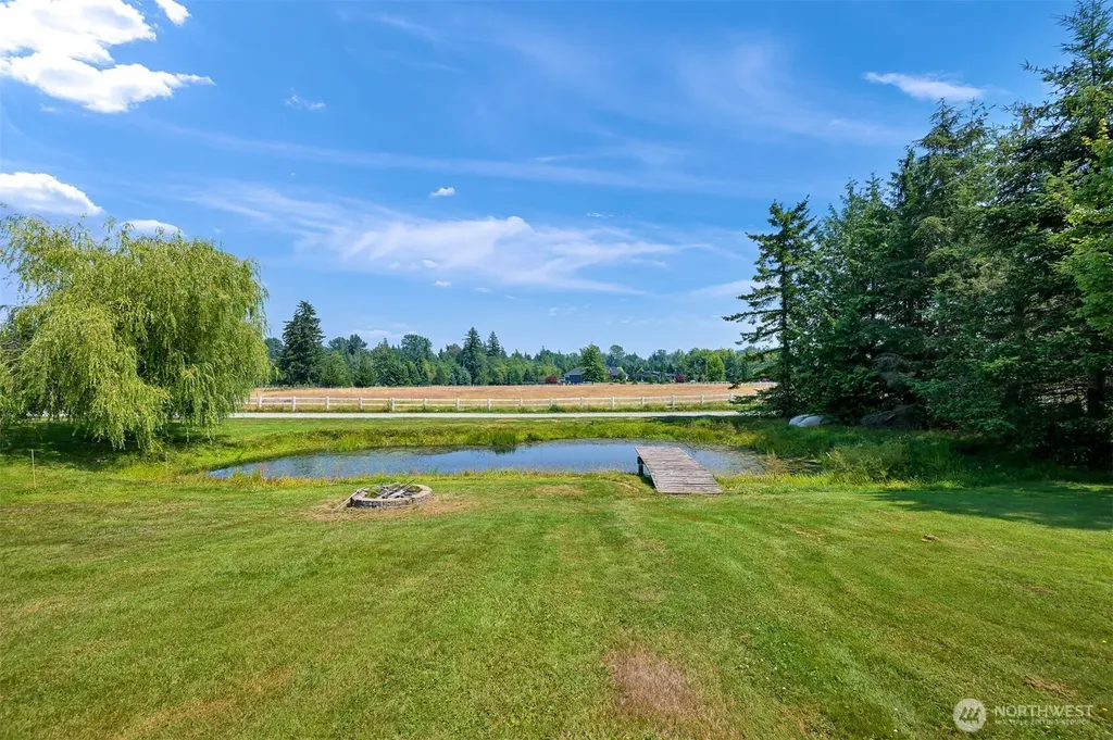 5425 Papetti Lane Bellingham WA 98226