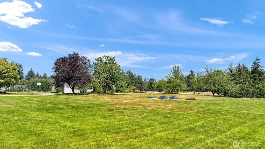 5425 Papetti Lane Bellingham WA 98226
