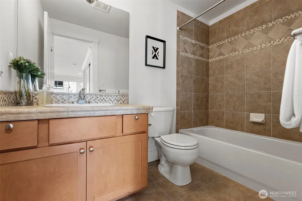 1740 NW 59th Seattle WA 98107