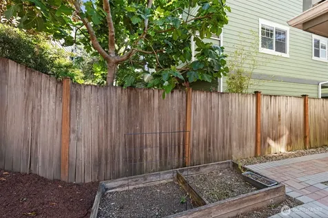 1740 NW 59th Seattle WA 98107