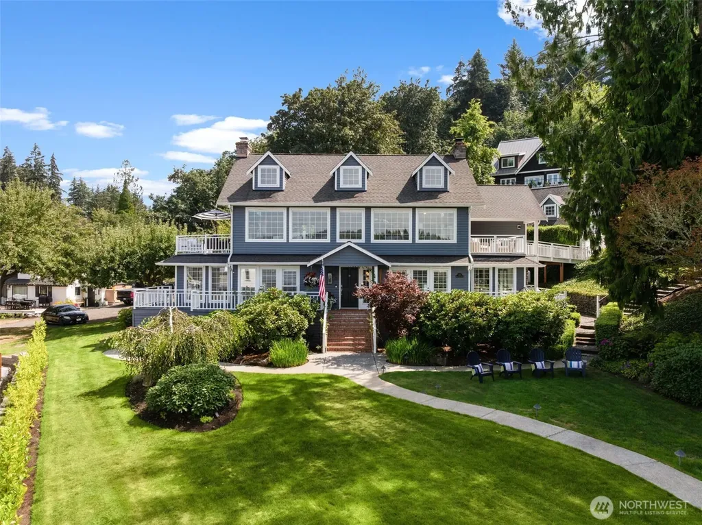 586 North Shore Boulevard Fox Island WA 98333
