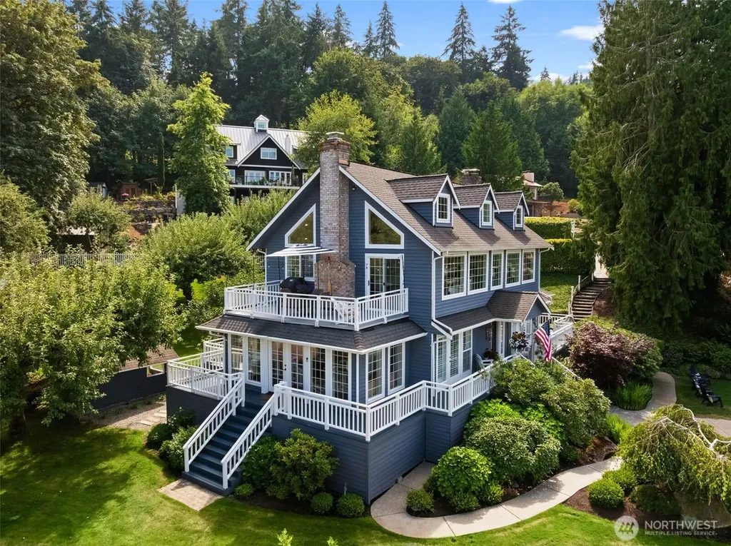 586 North Shore Boulevard Fox Island WA 98333