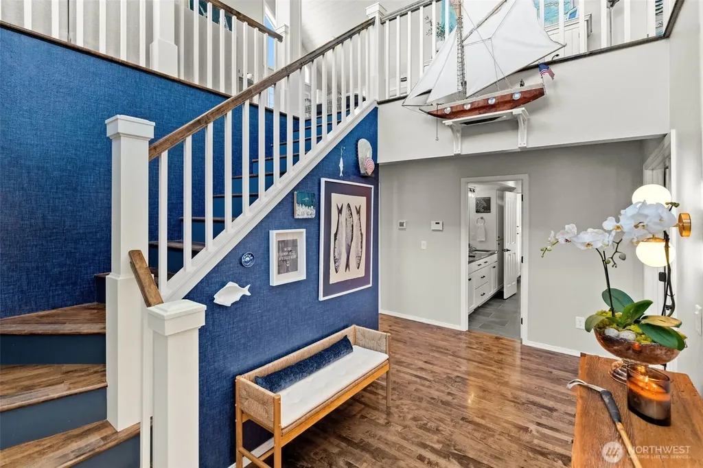 586 North Shore Boulevard Fox Island WA 98333