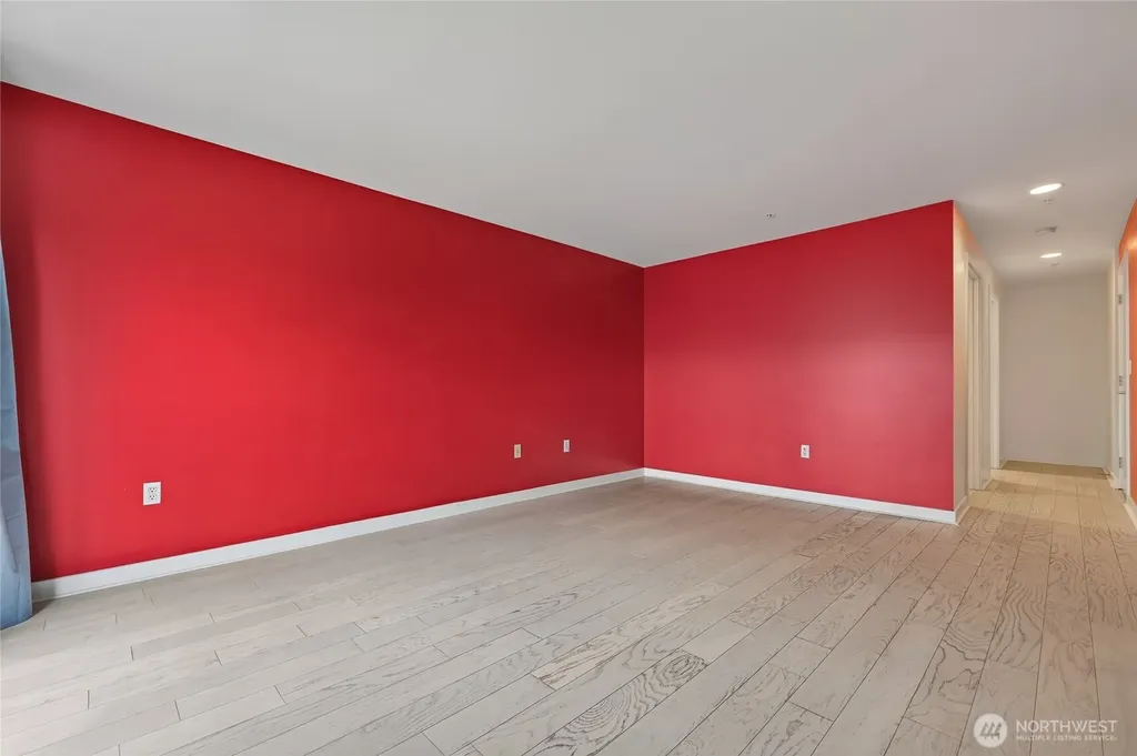 321 10th Avenue S Seattle WA 98104