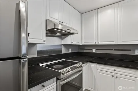 321 10th Avenue S Seattle WA 98104