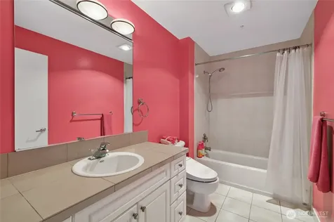 321 10th Avenue S Seattle WA 98104
