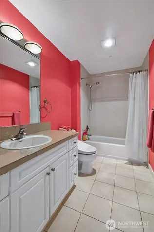 321 10th Avenue S Seattle WA 98104
