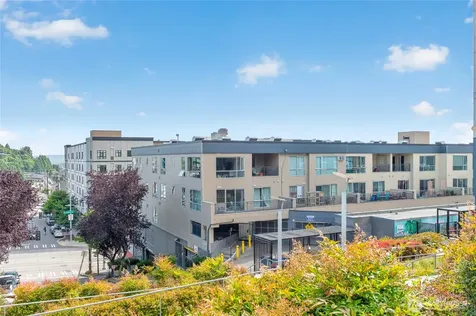 321 10th Avenue S Seattle WA 98104