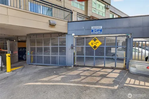 321 10th Avenue S Seattle WA 98104