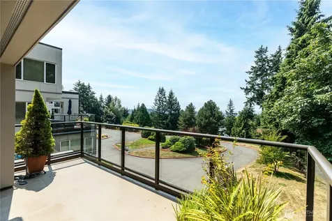 11122 NE 41st Drive Kirkland WA 98033