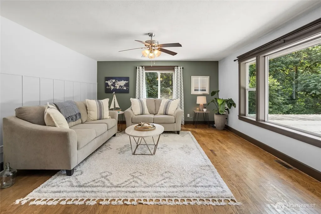 2388 Anderson Hill Rd SW Port Orchard WA 98367